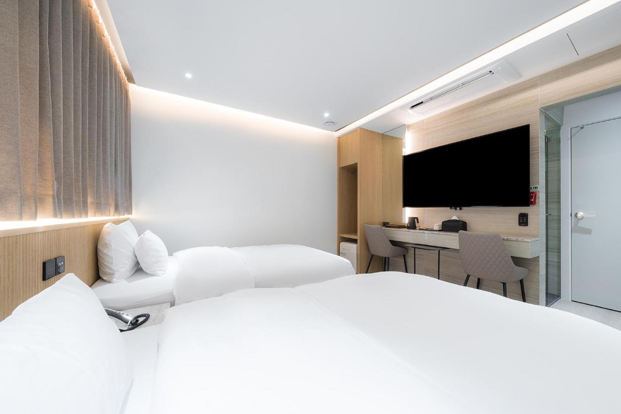 Brown Dot Hotel Pyeonghwa Plaza Mokpo Zewnętrze zdjęcie