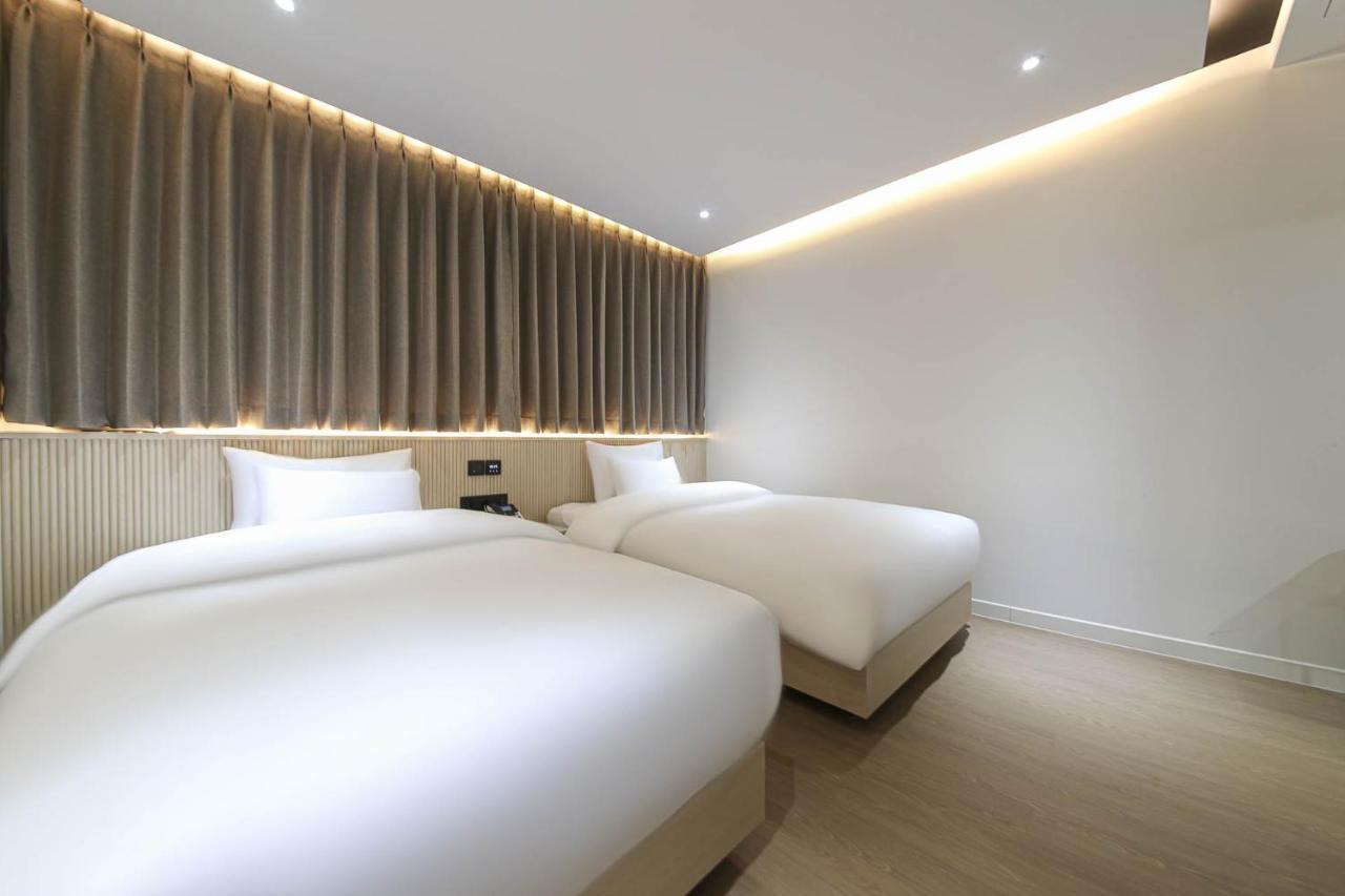 Brown Dot Hotel Pyeonghwa Plaza Mokpo Zewnętrze zdjęcie