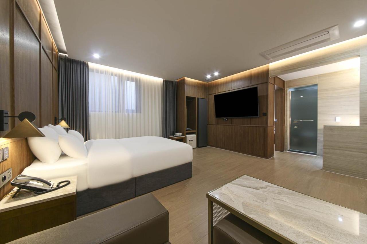 Brown Dot Hotel Pyeonghwa Plaza Mokpo Zewnętrze zdjęcie