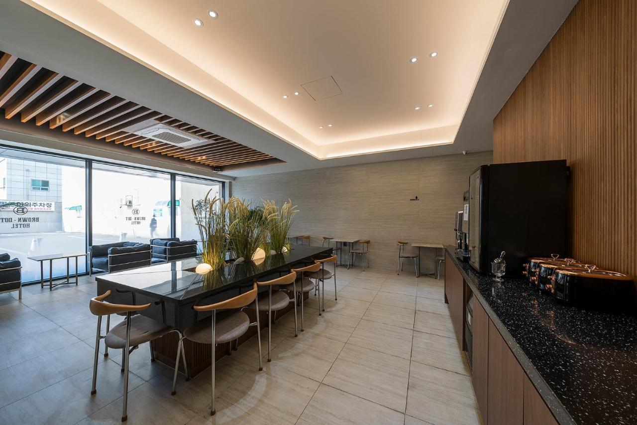 Brown Dot Hotel Pyeonghwa Plaza Mokpo Zewnętrze zdjęcie